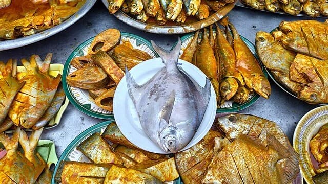 Must-Try Seafood Restaurants in Chittagong for Local Flavors