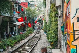 Vietnam Travel Guide - Hanoi, Ha Long Bay, Hoi An