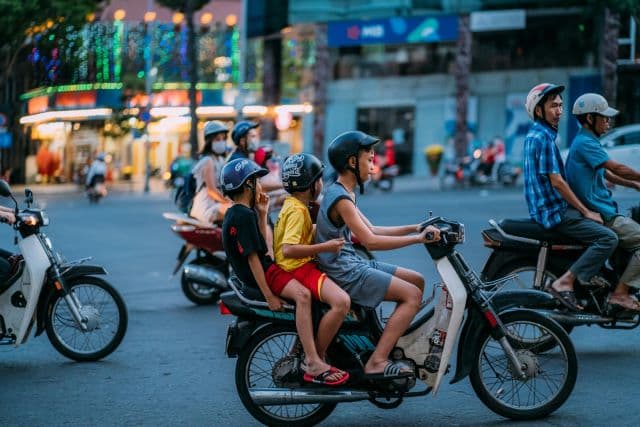 Ho Chi Minh City Guide - Landmarks, District Routes