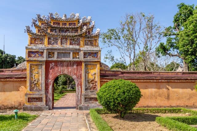Hue Heritage Guide - Imperial City, Nguyen History