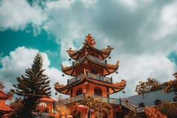 Vietnamese Culture Guide - Customs, Family, Heritage