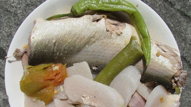 Philippines Food Guide - Adobo, Sinigang, Local Dishes