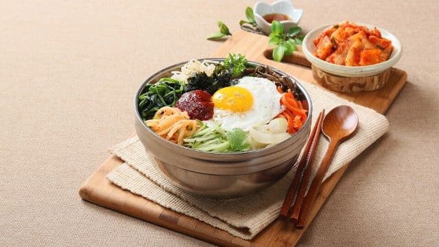 South Korea Food Guide - Kimchi, BBQ, Bibimbap Dishes