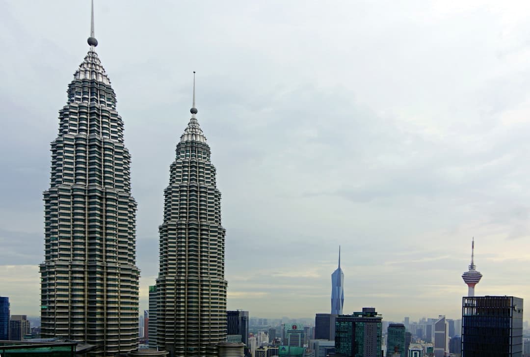 Kuala Lumpur Travel Guide - Landmarks and Top Attractions