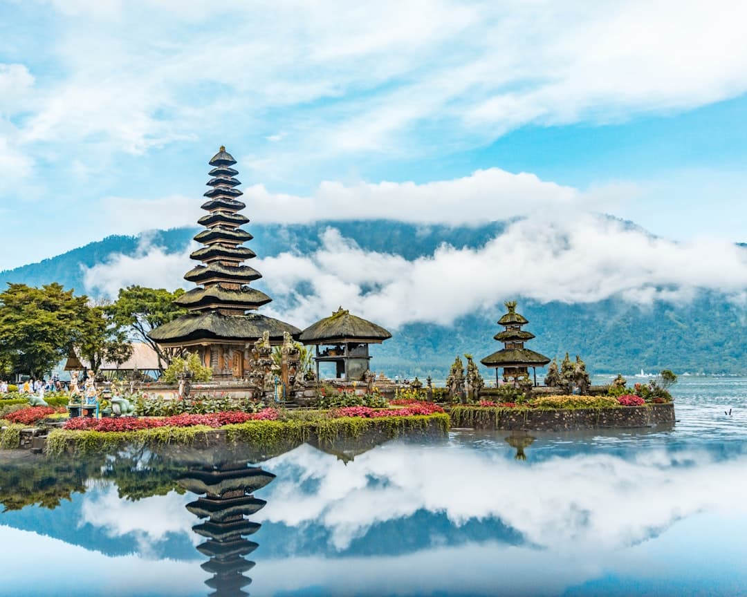 Bali Travel Guide - Beaches, Temples, and Top Attractions
