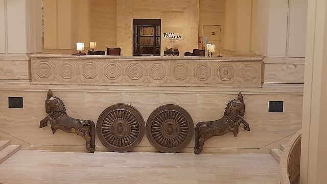 Chola heritage art at ITC Chola